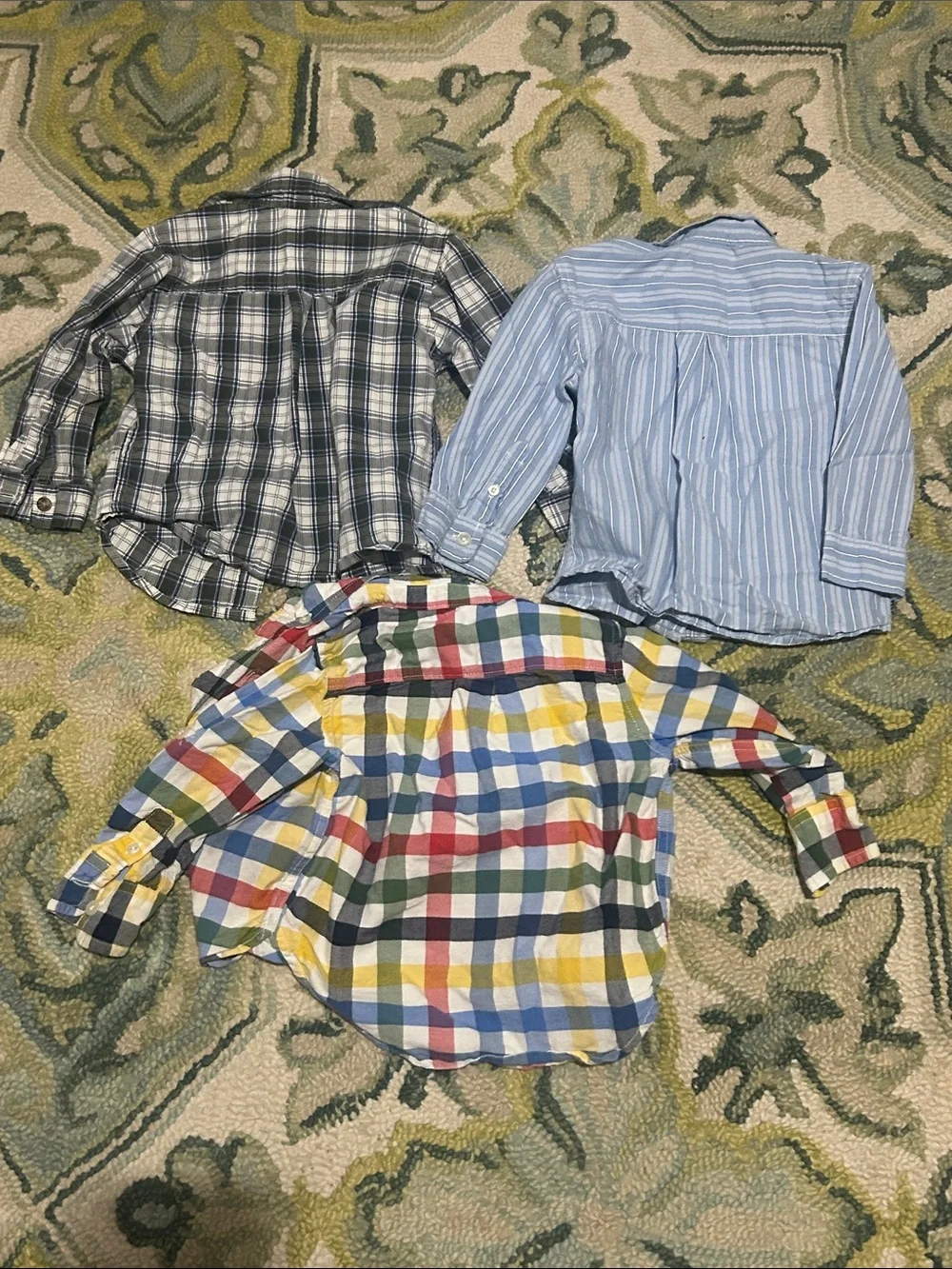 GAP three button